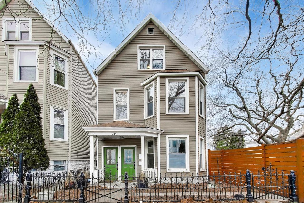 3051 N Drake Ave., Chicago, IL 60618
