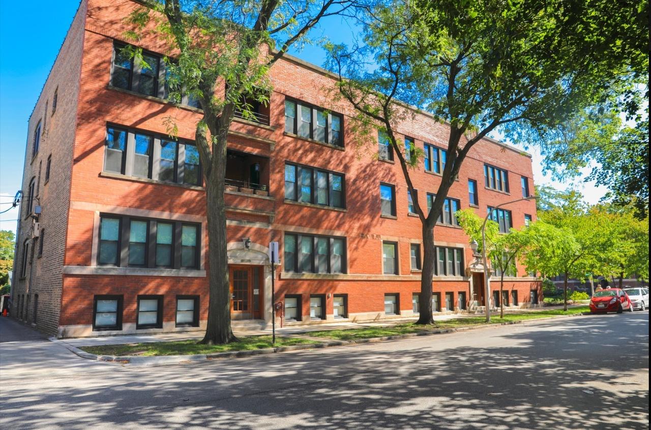 6711 N Lakewood Ave. #2N, Chicago, IL 60626