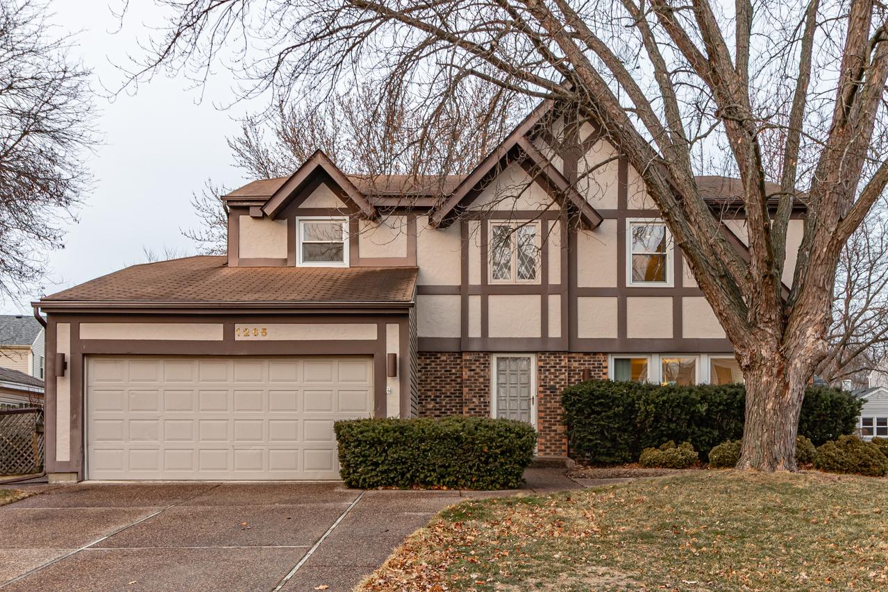1265 Devonshire Rd., Buffalo Grove, IL 60089