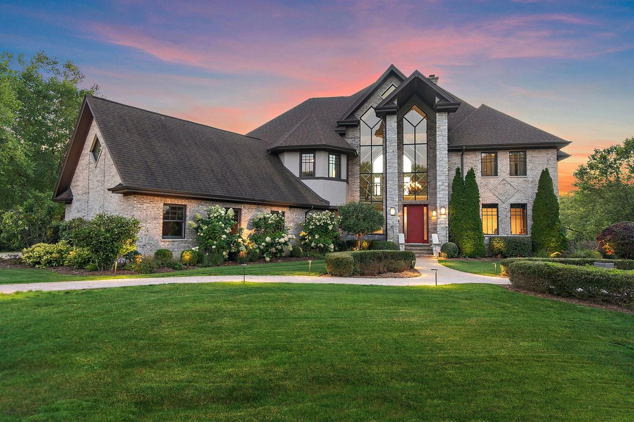 20900 Heather Ct., Kildeer, IL 60047