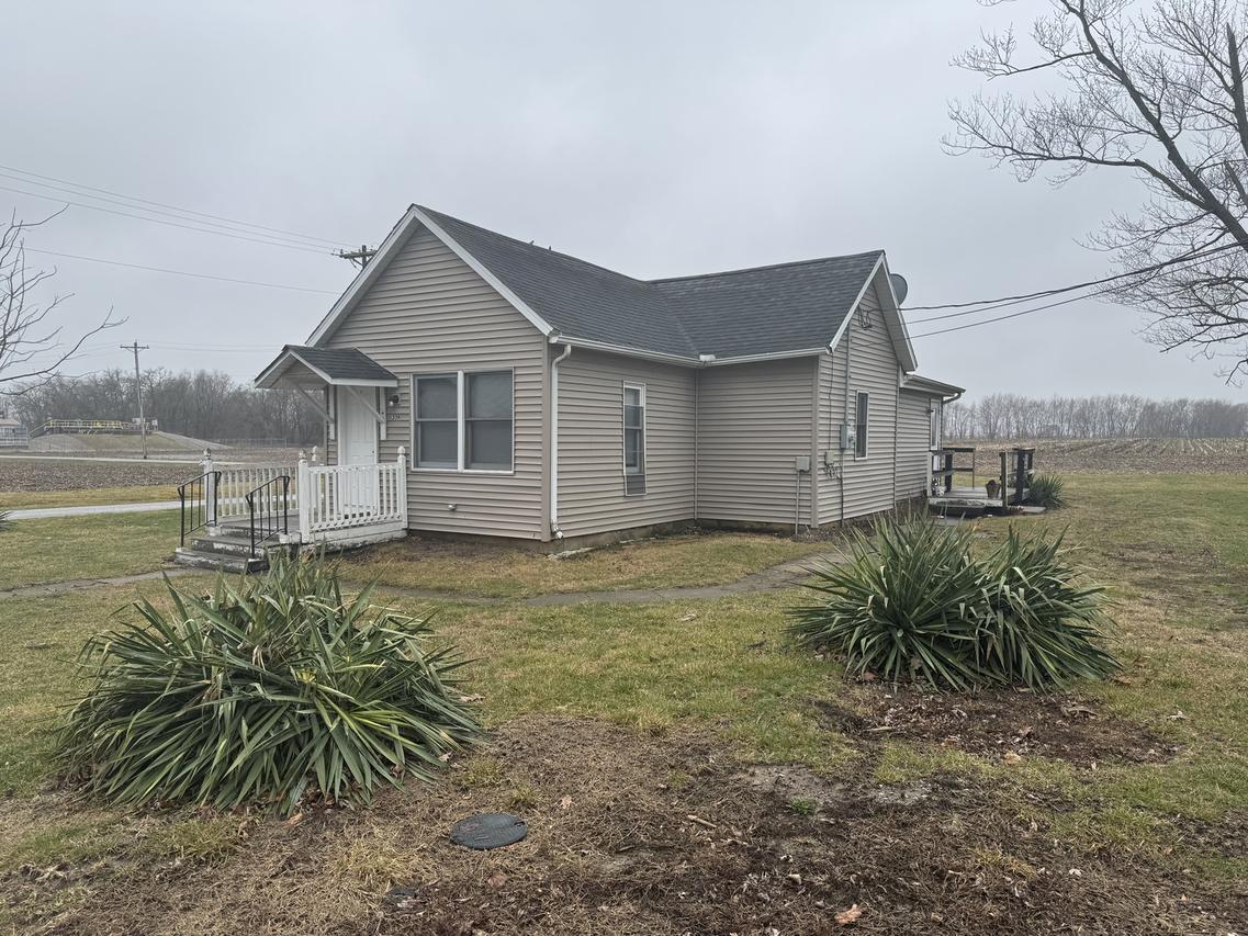 319 Missouri St., Atwood, IL 61913