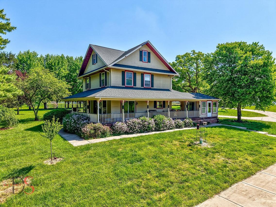 10978 A Crimmin Rd., Newark, IL 60541