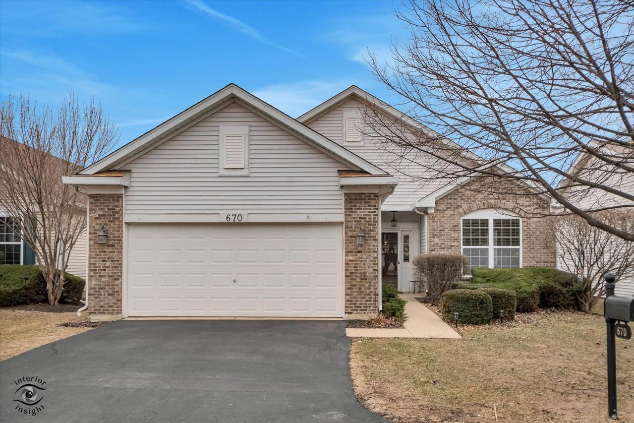 670 S Wellston Ln., Romeoville, IL 60446