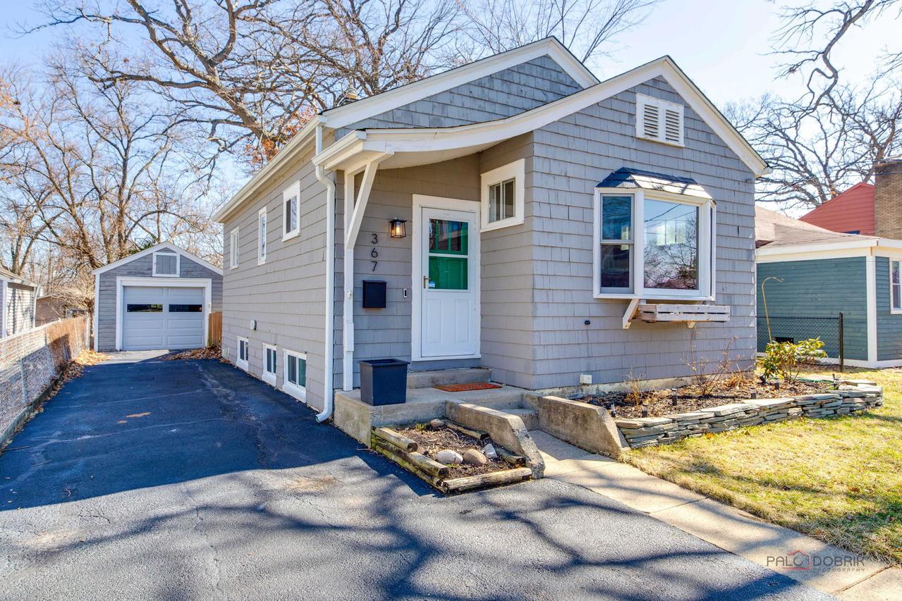 367 N Lake St., Grayslake, IL 60030