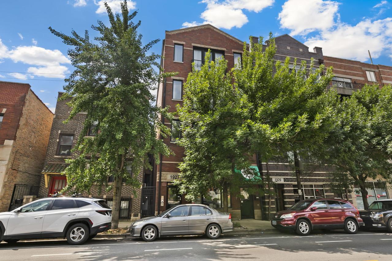 1927 W Belmont Ave. #3, Chicago, IL 60657