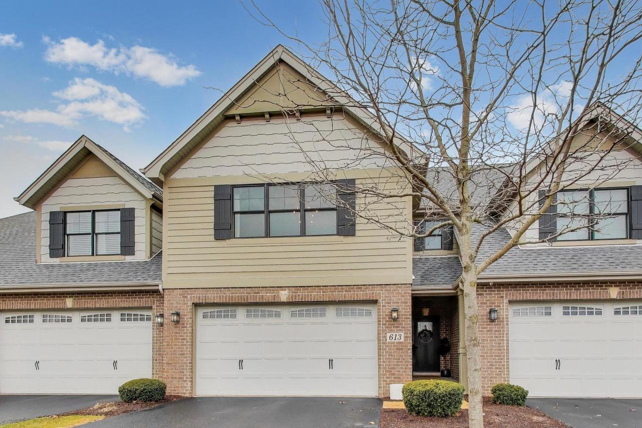 613 Bourbon Ct., Naperville, IL 60565