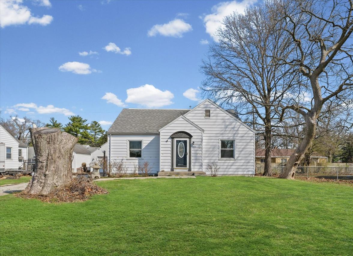 1608 W Springfield, Champaign, IL 61821