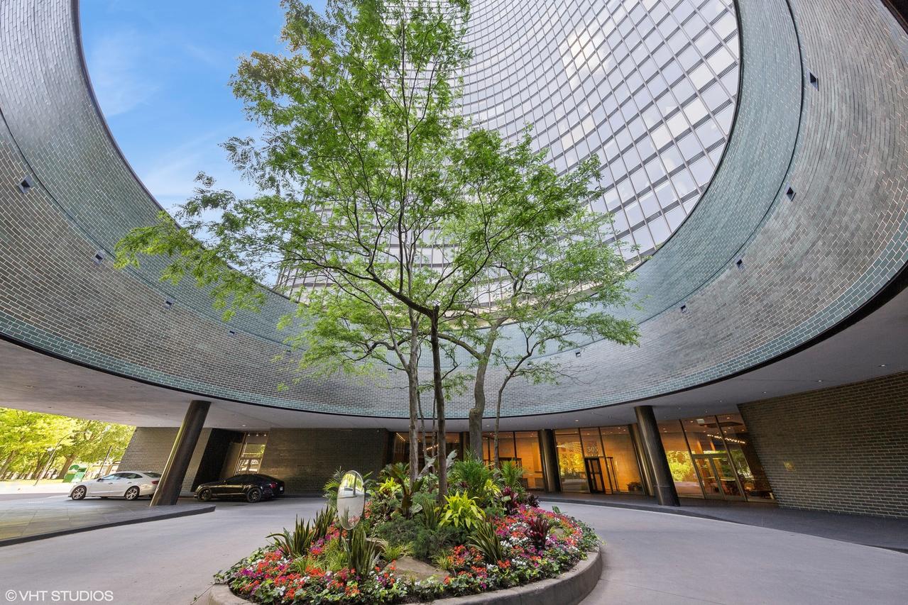 505 N Lake Shore Dr. #6206, Chicago, IL 60611