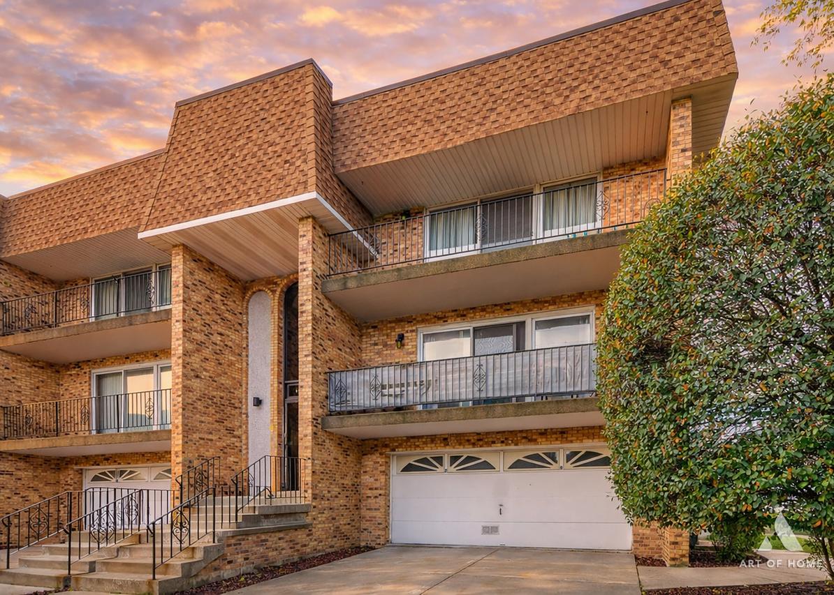 4153 W 97th St. #2A, Oak Lawn, IL 60453