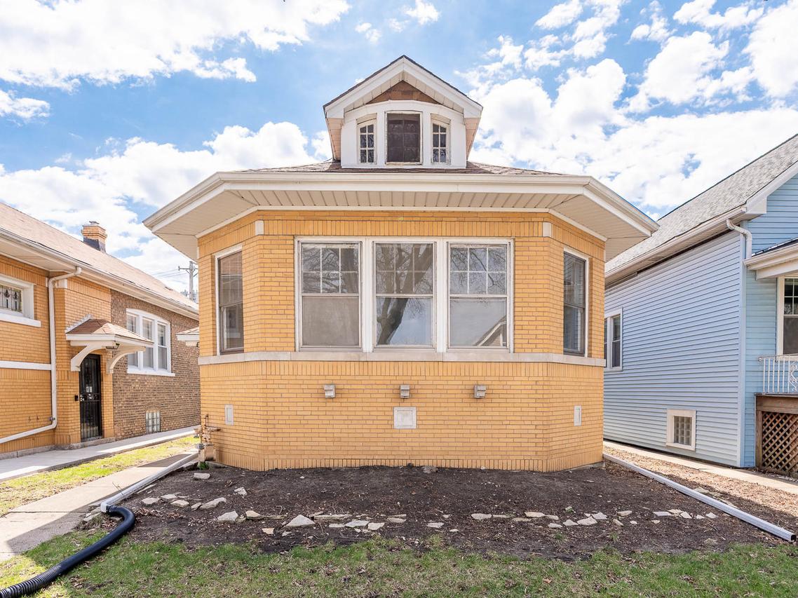 5641 W Patterson Ave., Chicago, IL 60634