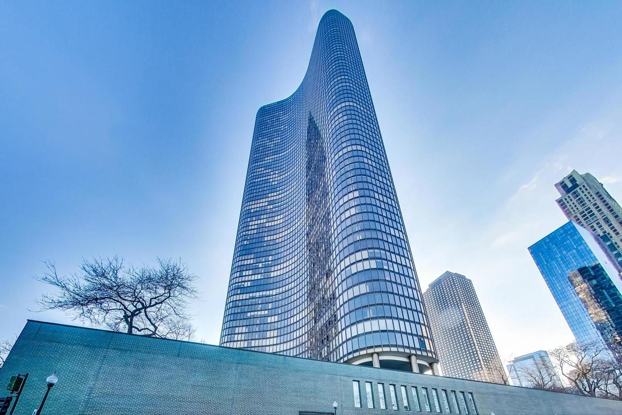 505 N Lake Shore Dr. #5104-5, Chicago, IL 60611