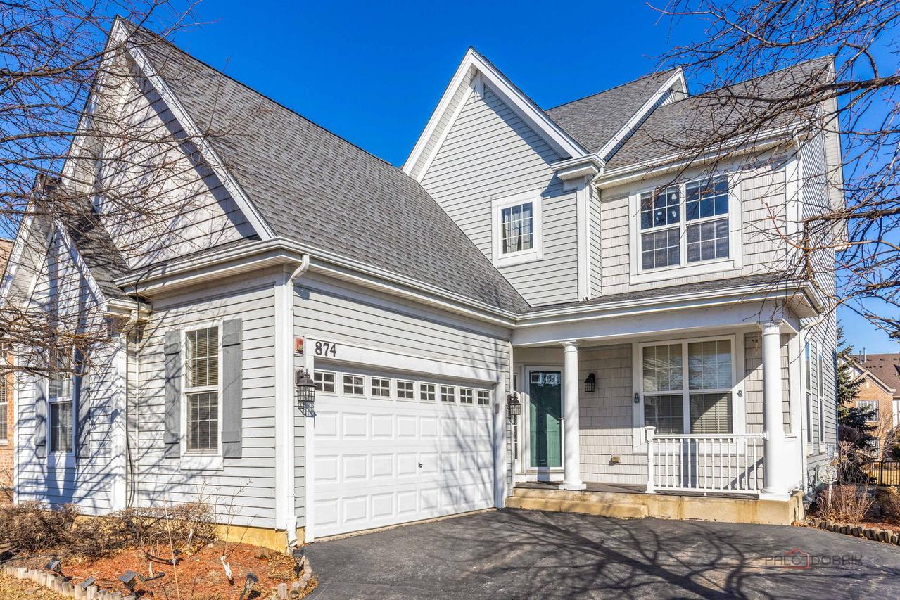 874 Savoy Ct., Lake Zurich, IL 60047