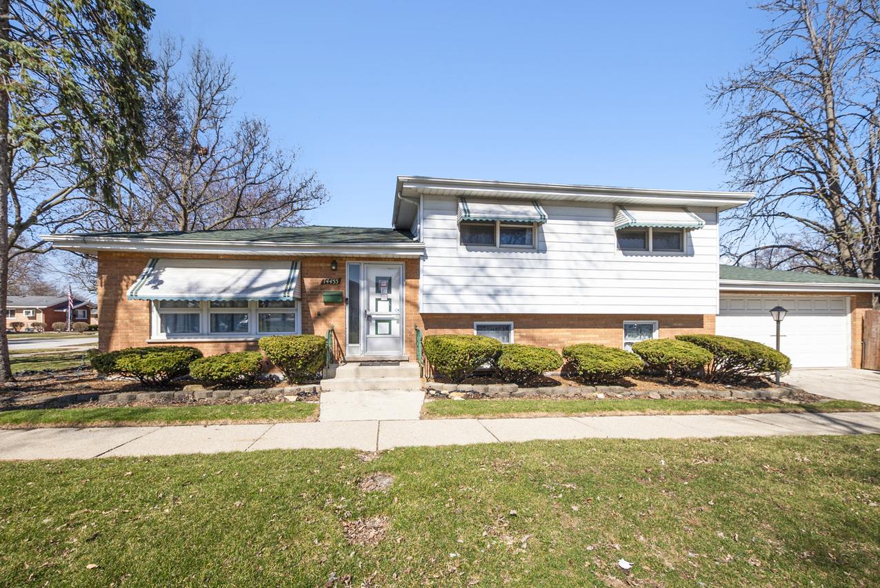 14455 Kedvale Ave., Midlothian, IL 60445