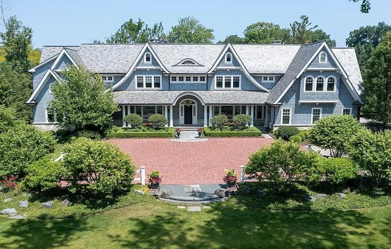 1930 Sunset Ridge Rd., Northfield, IL 60093