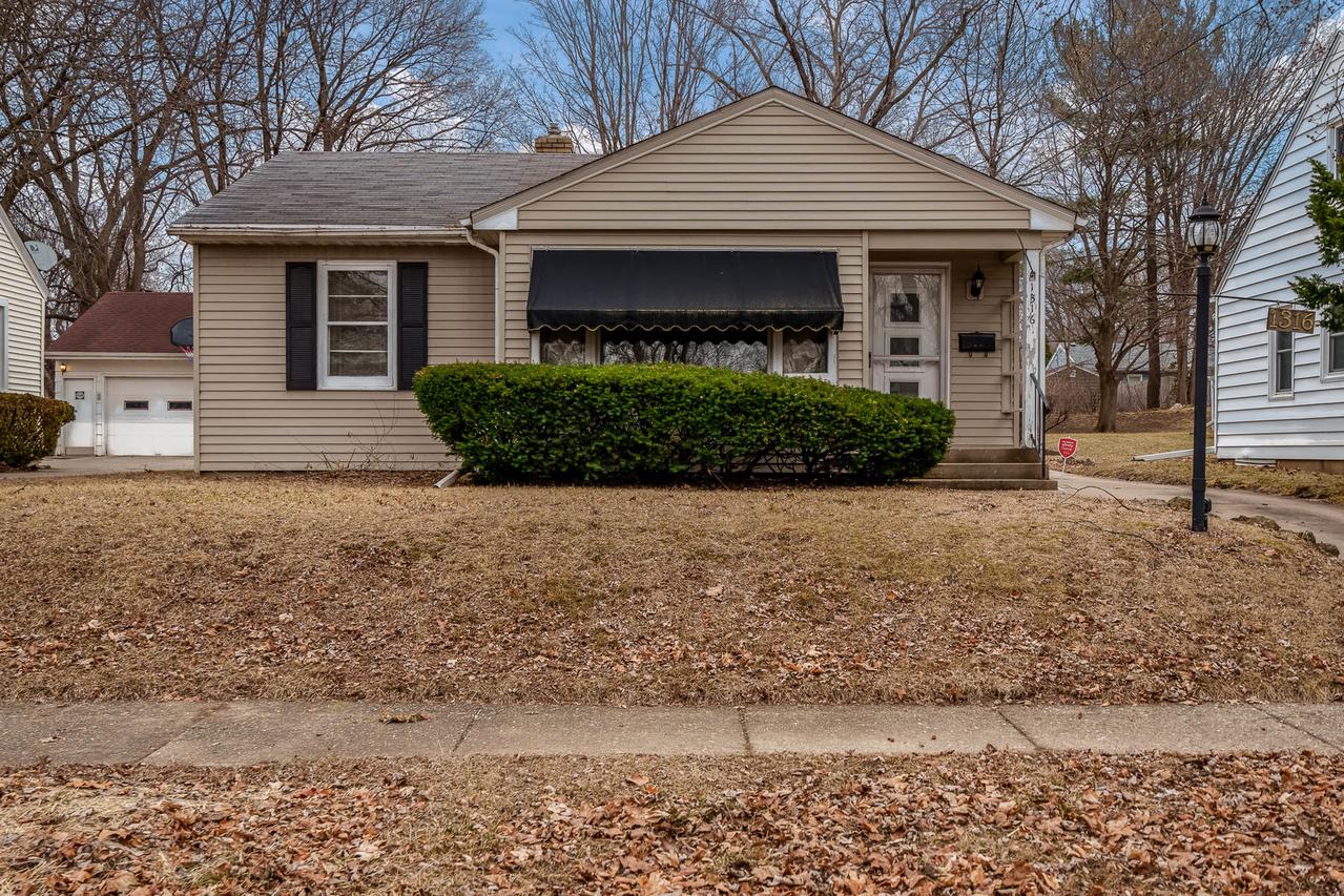 1316 25th St., Rockford, IL 61108