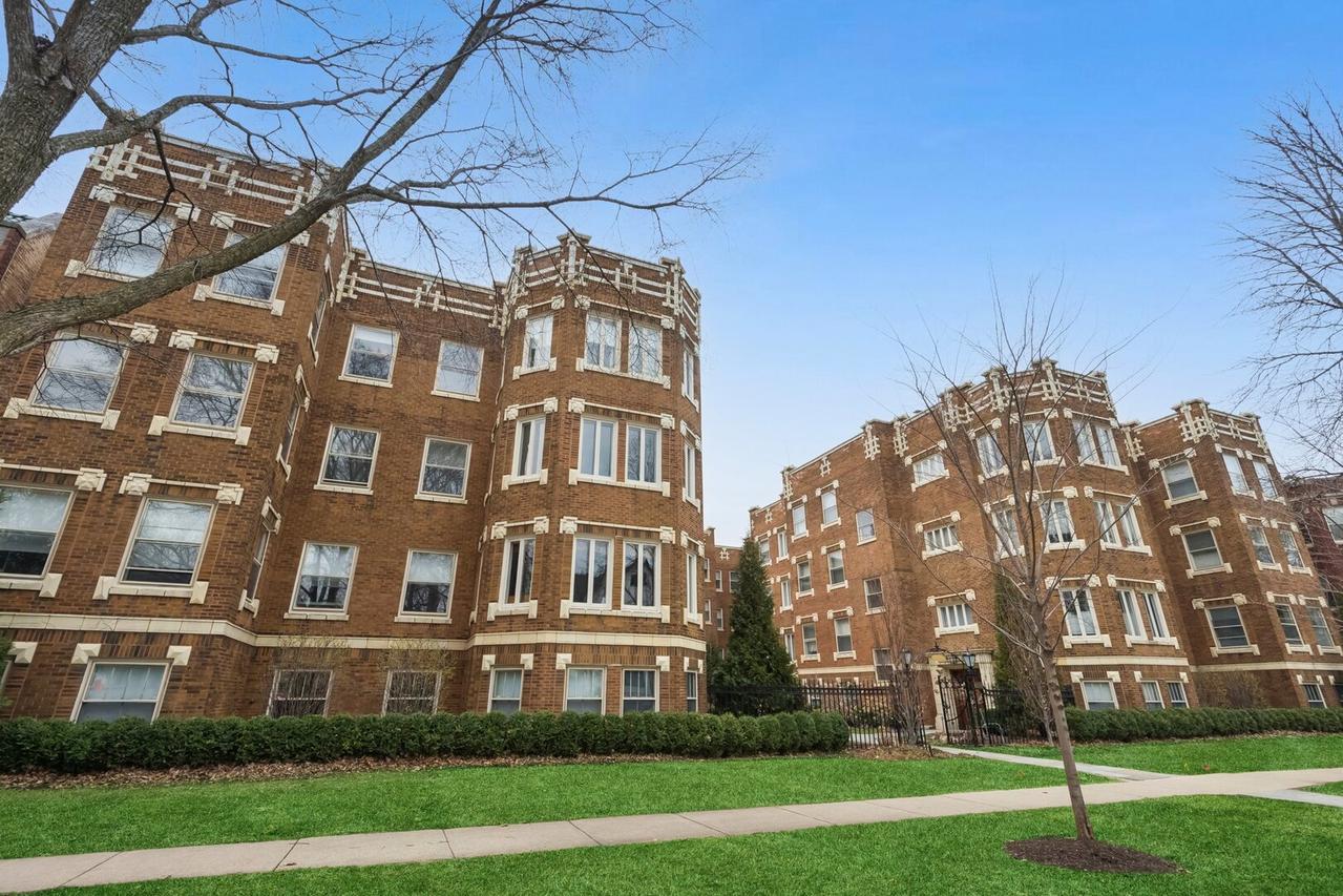 548 Michigan Ave. #2, Evanston, IL 60202
