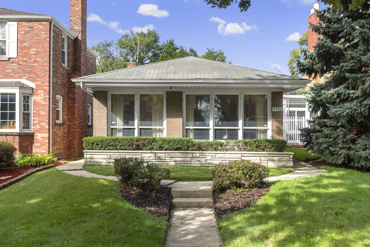 9320 S Michigan Ave., Chicago, IL 60619