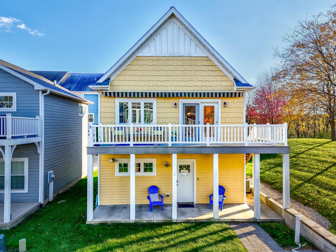 1 Pelican Landing, Ottawa, IL 61350
