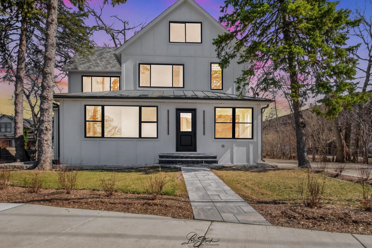 217 W Main St., Lake Zurich, IL 60047