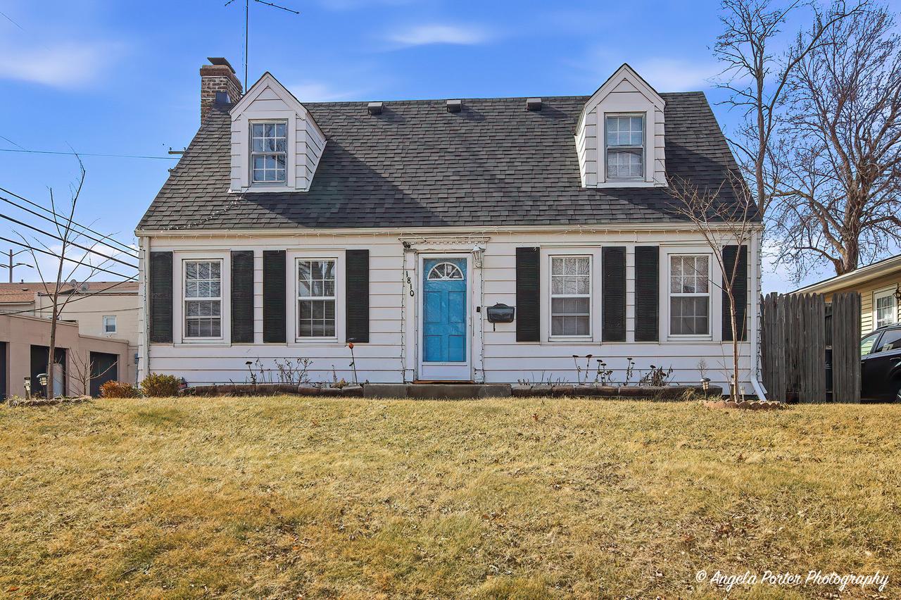 1810 N Jackson St., Waukegan, IL 60087