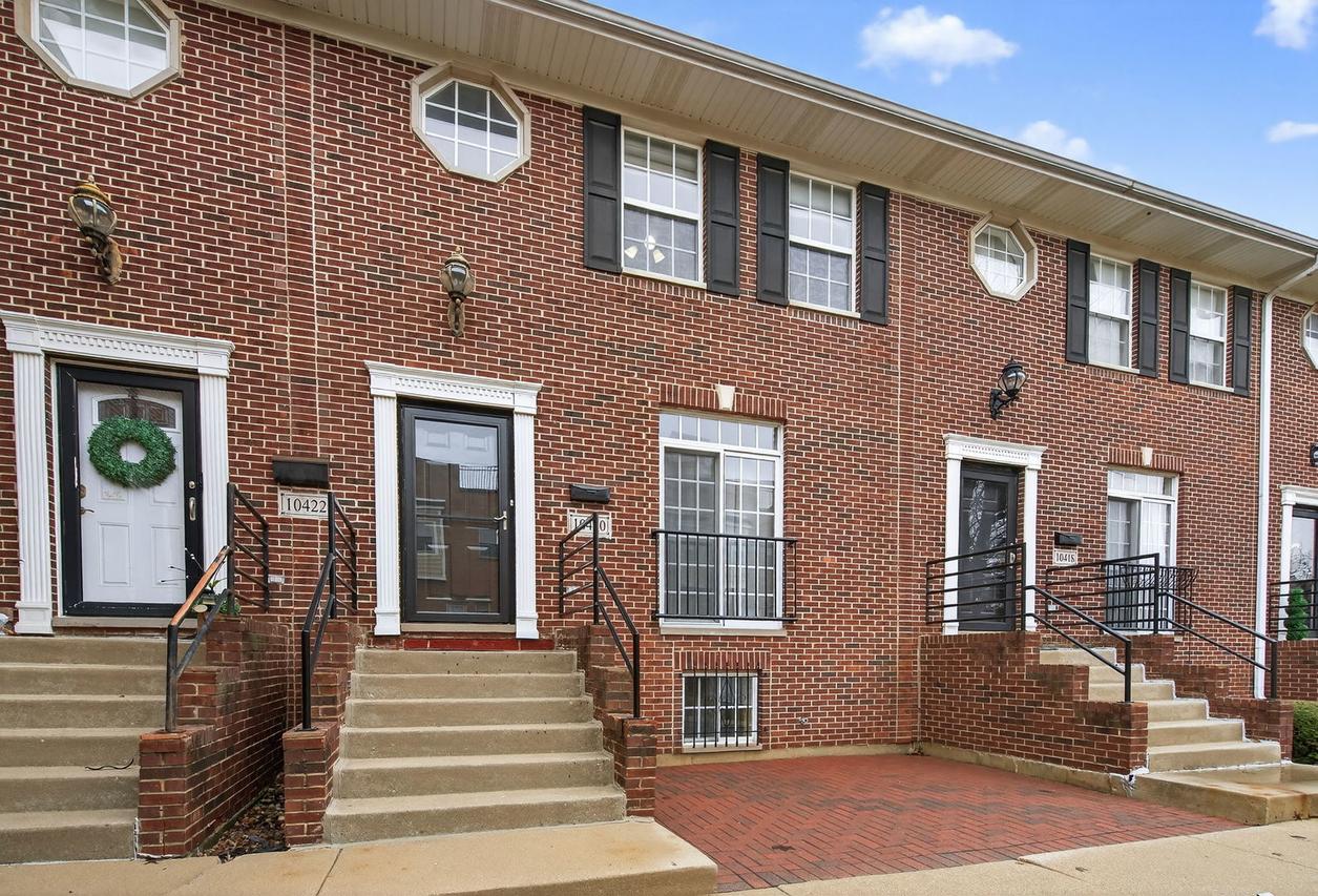 10420 S Walden Pkwy., Chicago, IL 60643