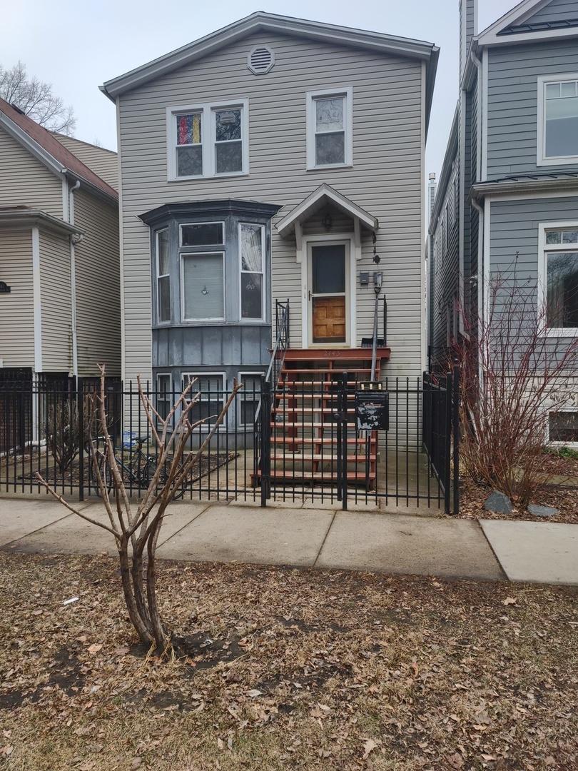 2143 W Berteau Ave., Chicago, IL 60618