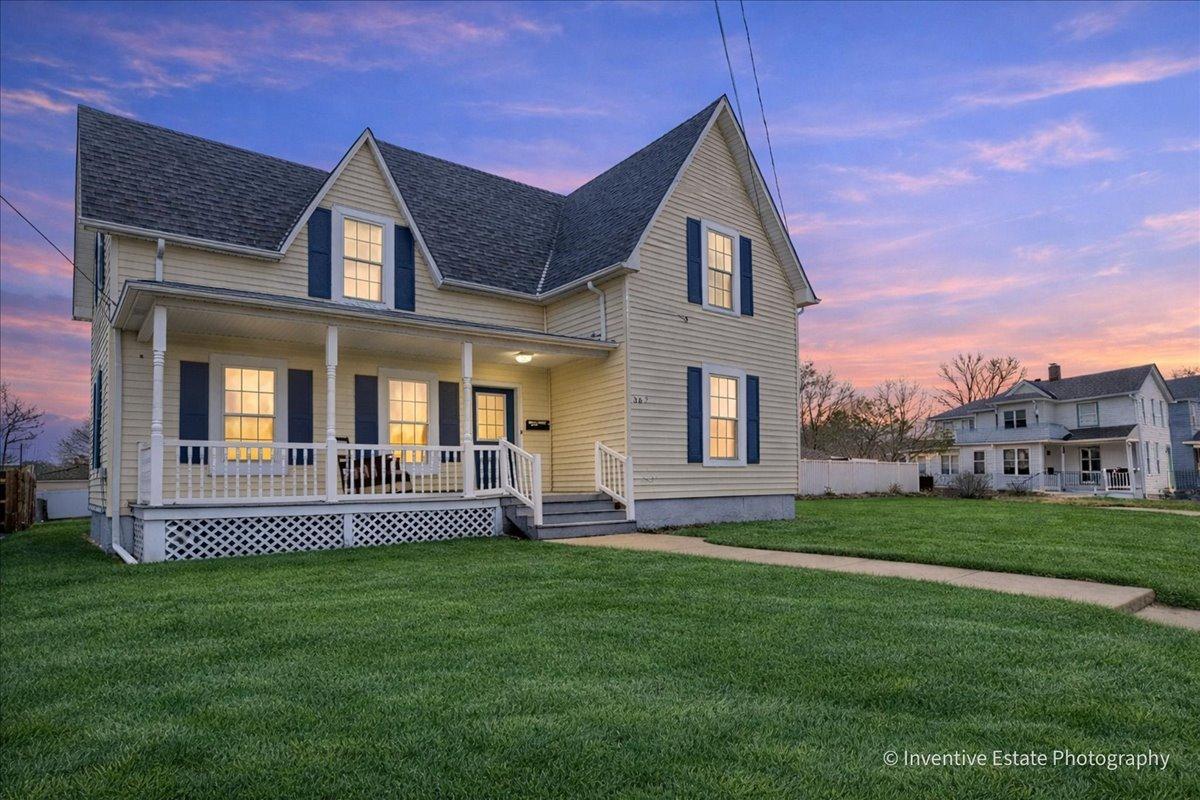 567 E New York St., Aurora, IL 60505