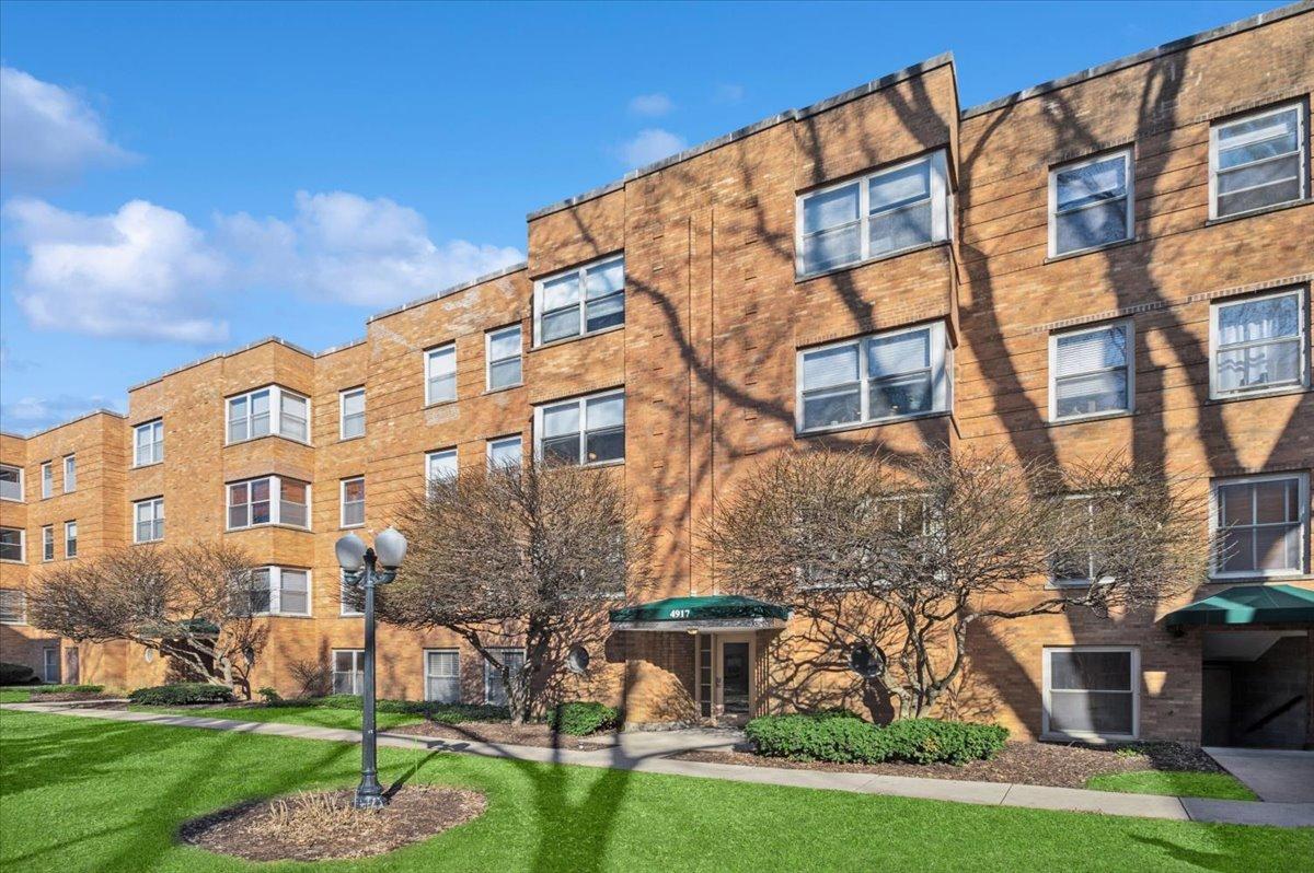 4917 N Wolcott Ave. #1A, Chicago, IL 60640