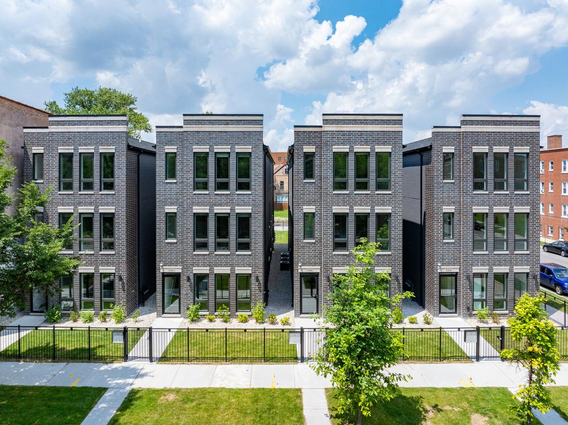 5008 S Prairie Ave., Chicago, IL 60615