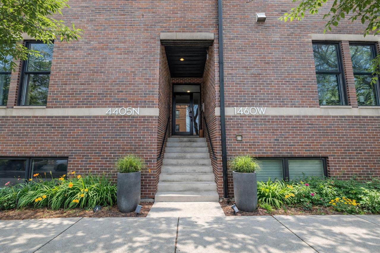 4405 N Greenview Ave. #1B, Chicago, IL 60640