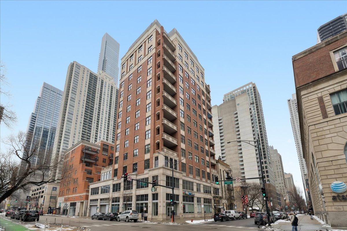 30 W Erie St. #601, Chicago, IL 60654