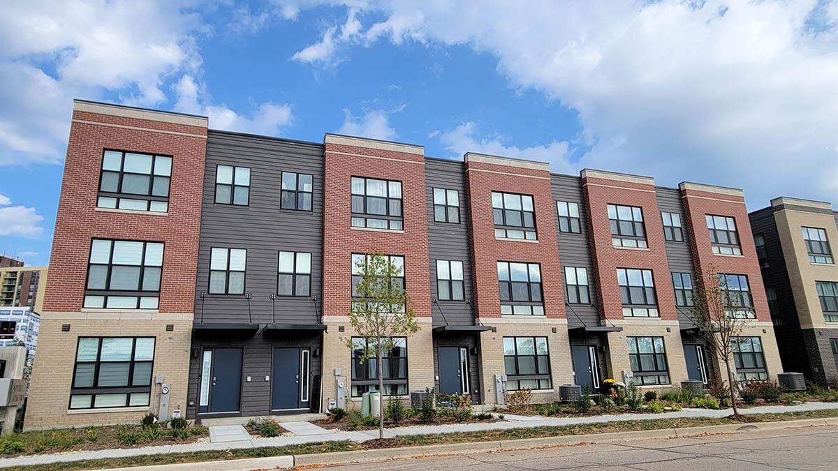 [Address Hidden by Seller], Lombard, IL 60148