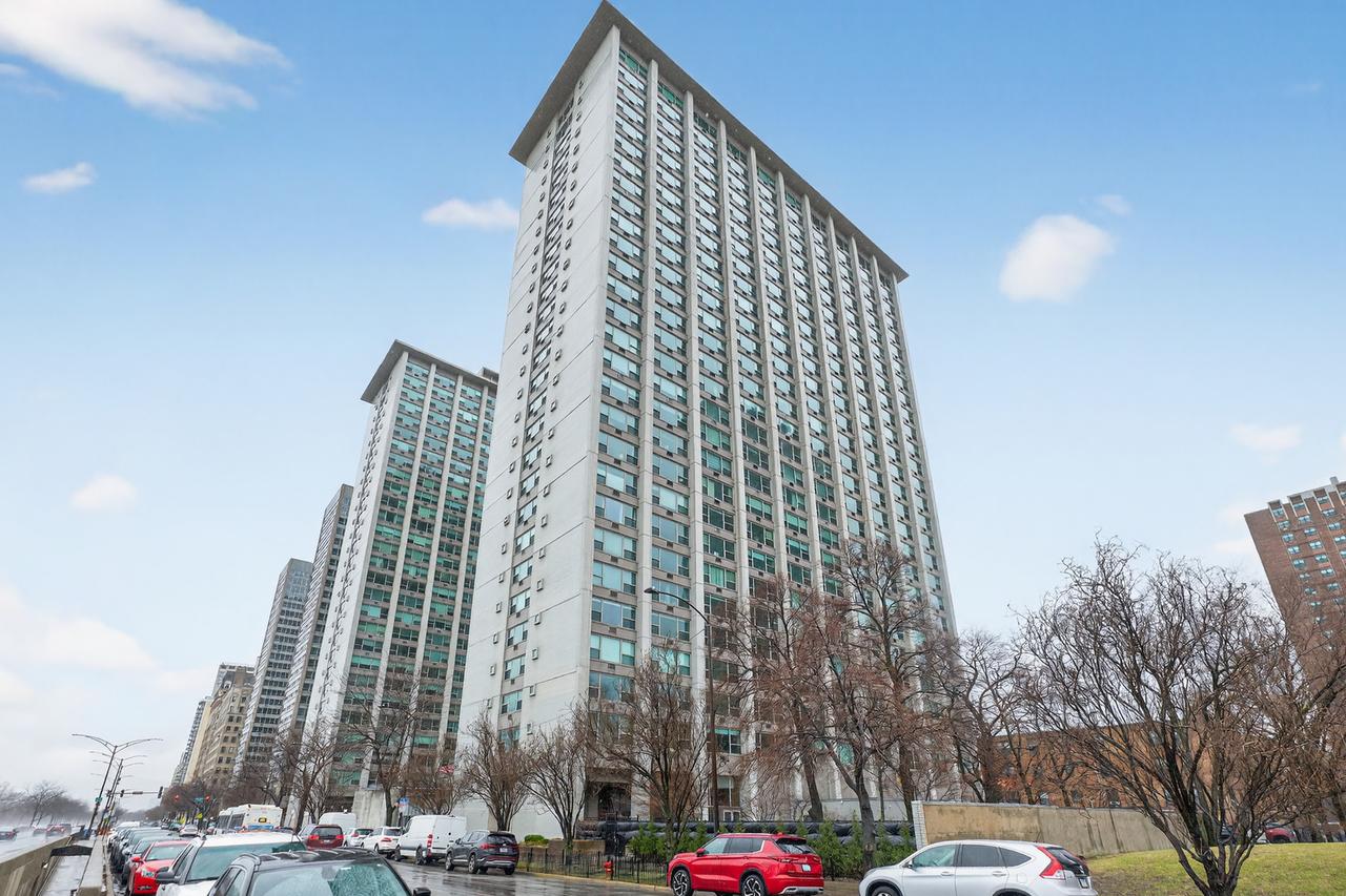 3600 N Lake Shore Dr. #1120, Chicago, IL 60613