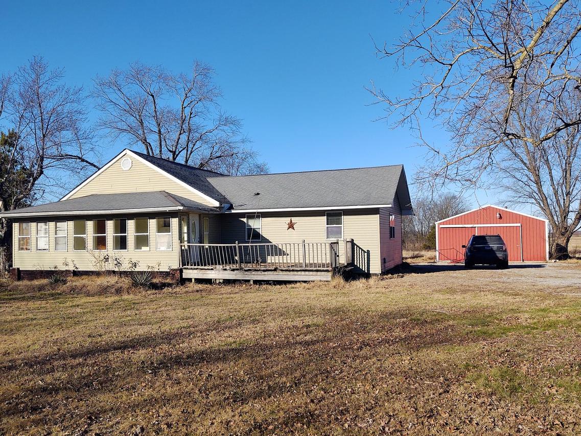 515 Thunderhawk Rd., Ozark, IL 62972