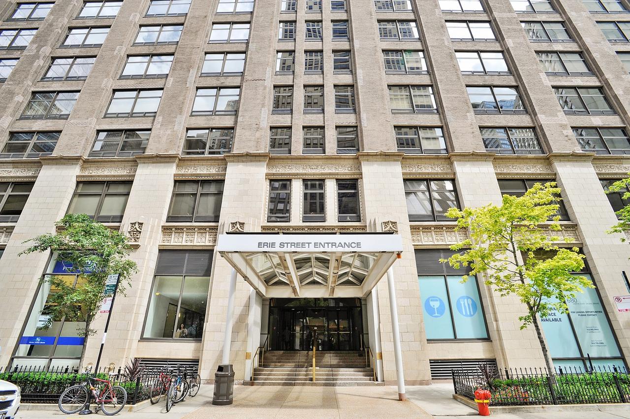 680 N Lake Shore Dr. #219, Chicago, IL 60611