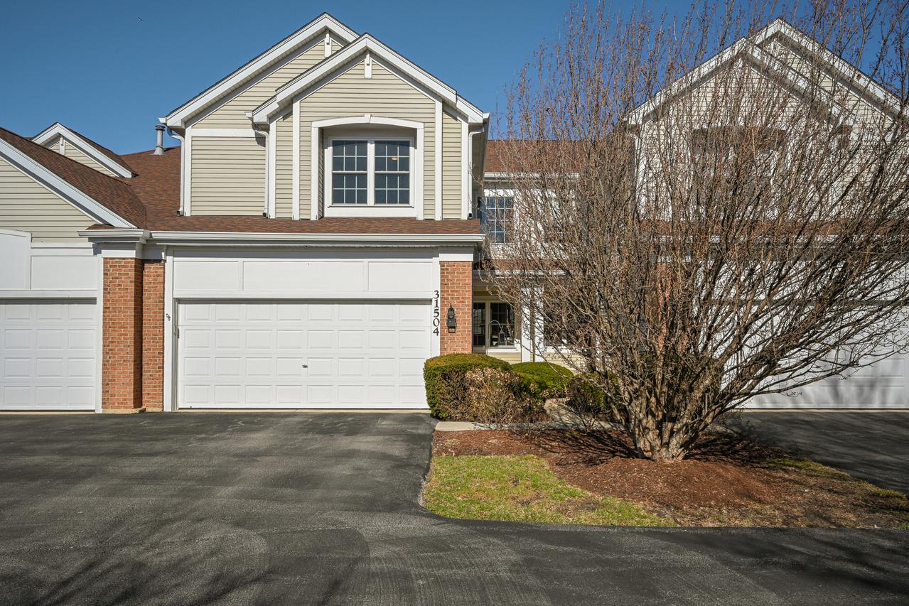 31504 Kline Cir., Warrenville, IL 60555