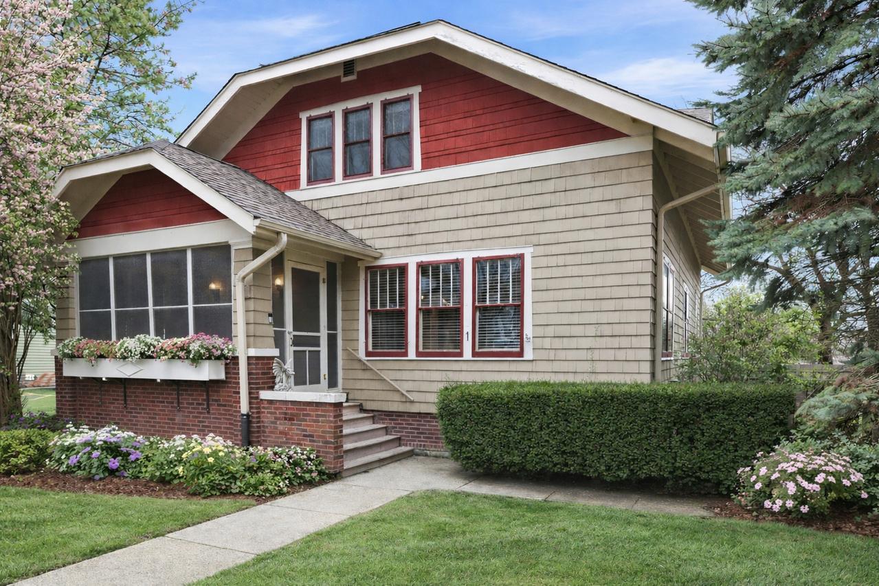 111 Oak St., Frankfort, IL 60423