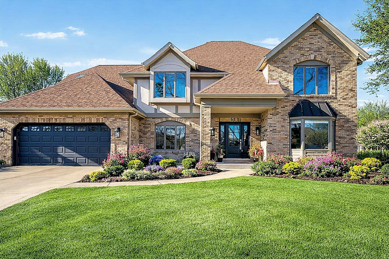 615 Windridge Ct., Naperville, IL 60540