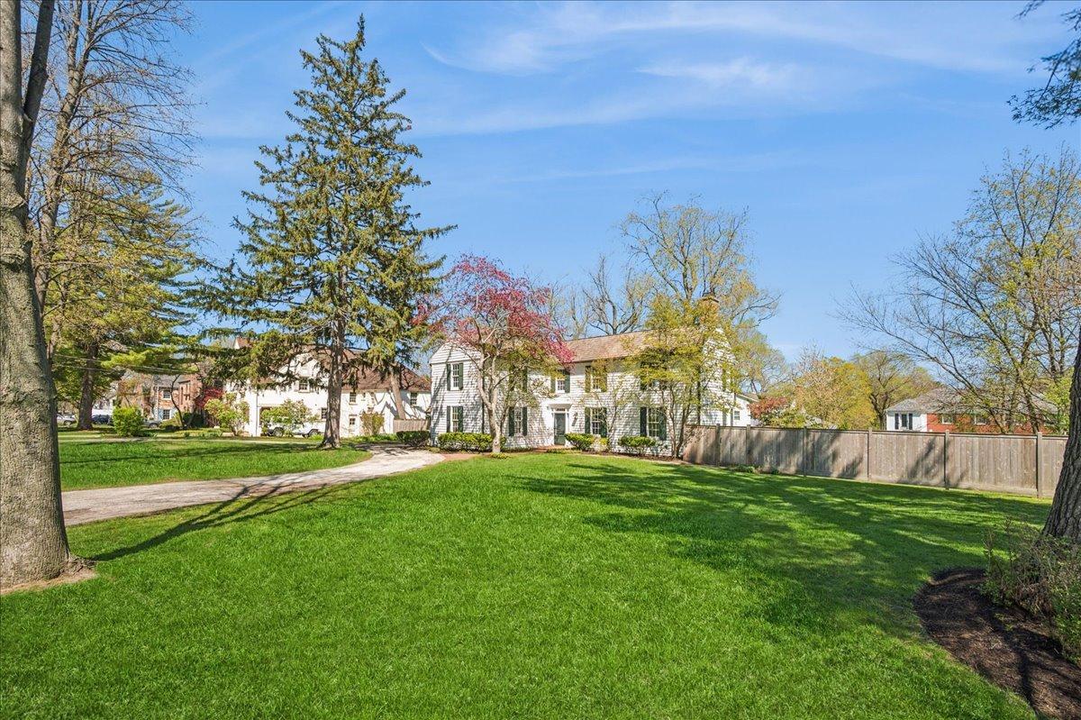 211 Church Rd., Winnetka, IL 60093
