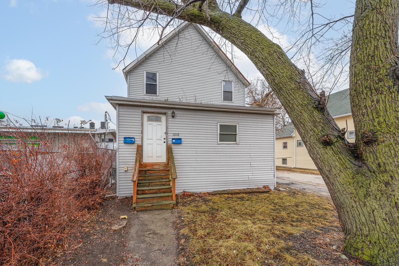 1007 S 1st Ave., Maywood, IL 60153