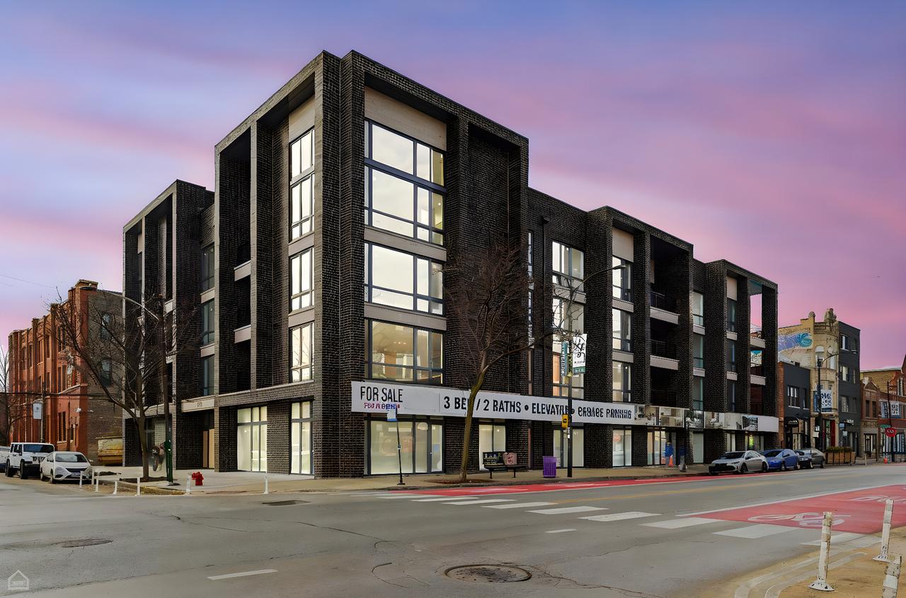 754 N Bishop St. #306, Chicago, IL 60642