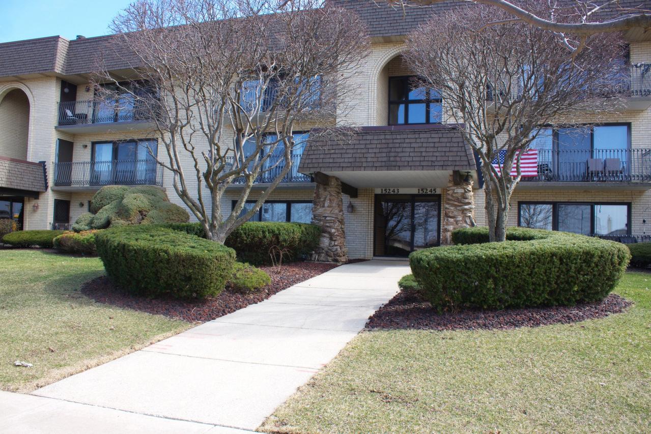 15243 Catalina Dr. #1, Orland Park, IL 60462