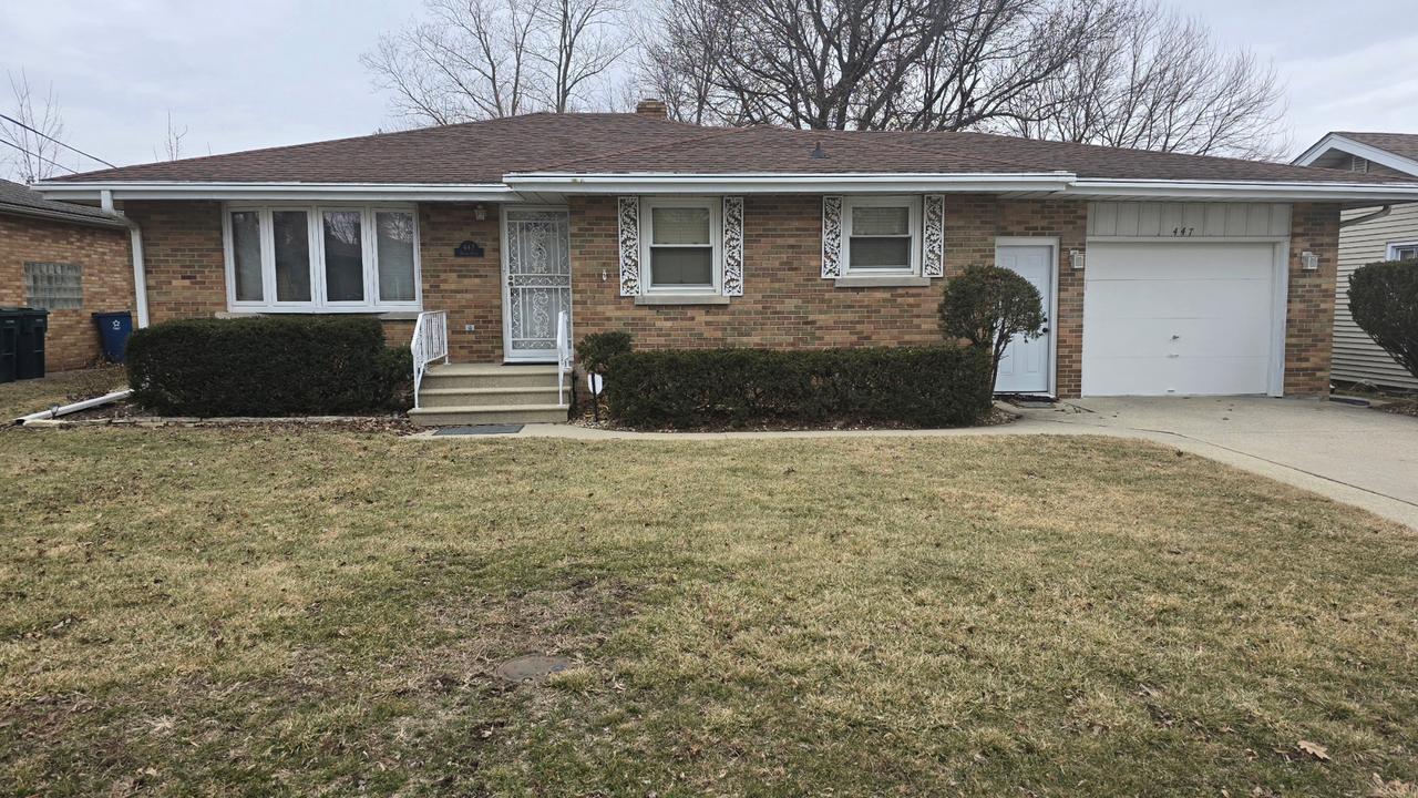 447 Dennis Ave., Bradley, IL 60915