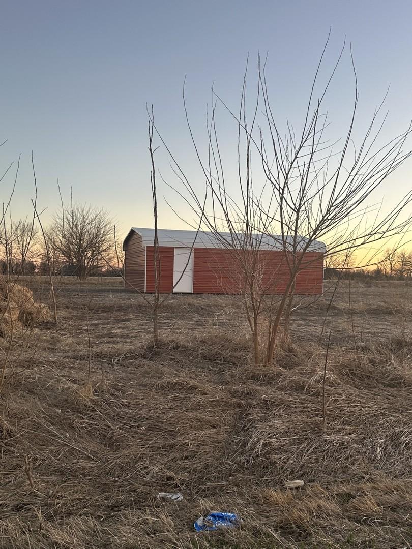 15757 Black Rd., Lyndon, IL 61261