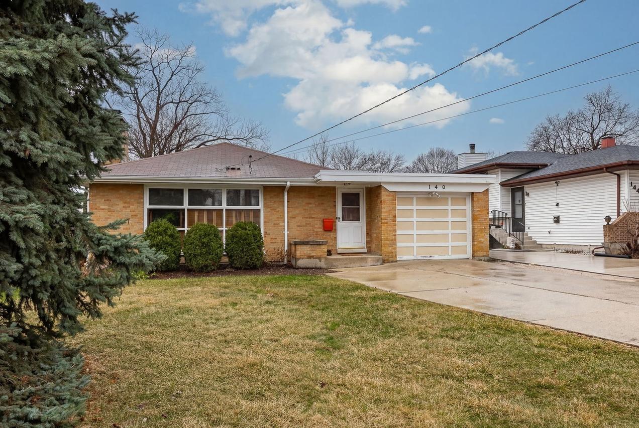 140 N Main St., Lombard, IL 60148