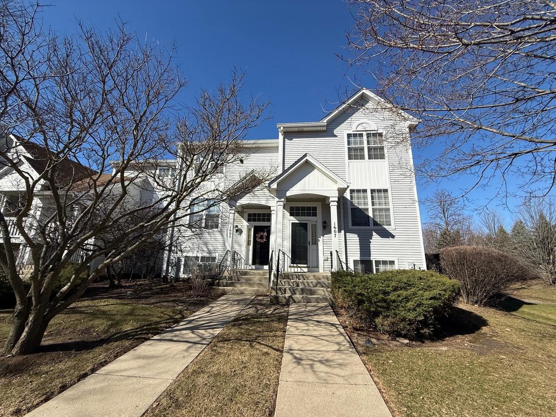 1605 Samuel Ct., Gurnee, IL 60031