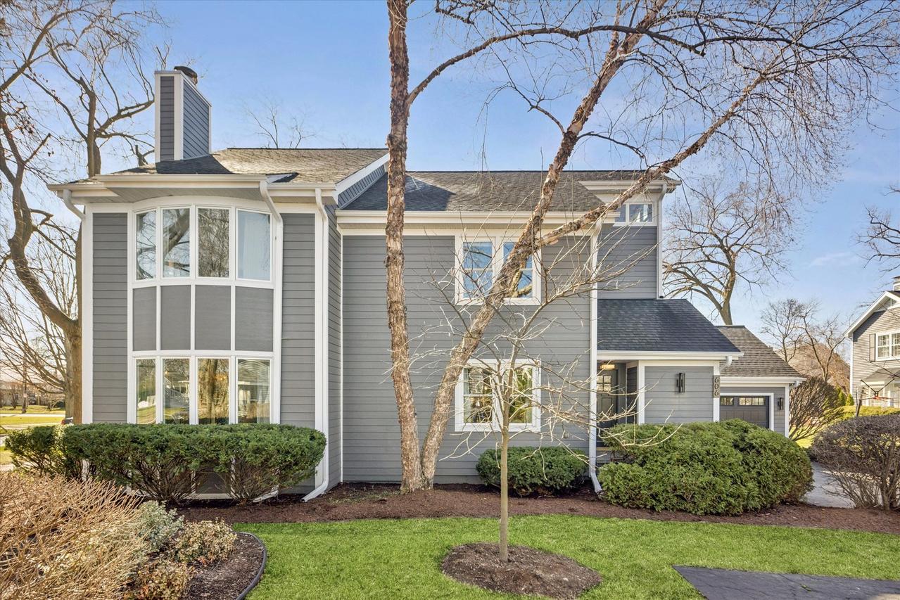 606 W Franklin St., Wheaton, IL 60187