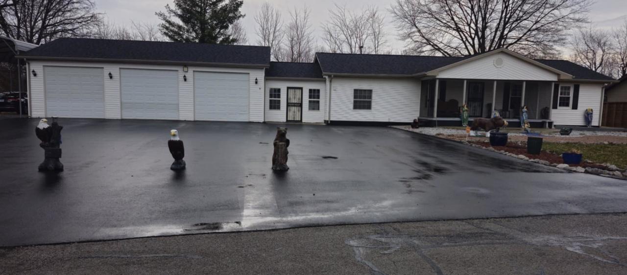 602 W William St., Sesser, IL 62884