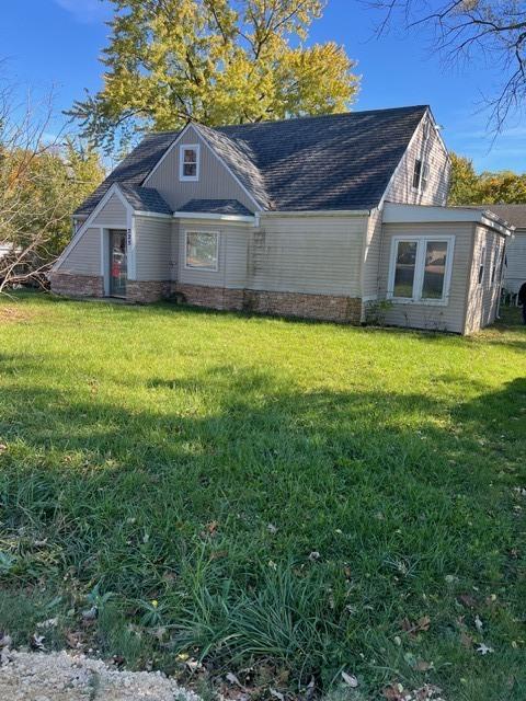 325 E Lake Shore Dr., Round Lake Park, IL 60073