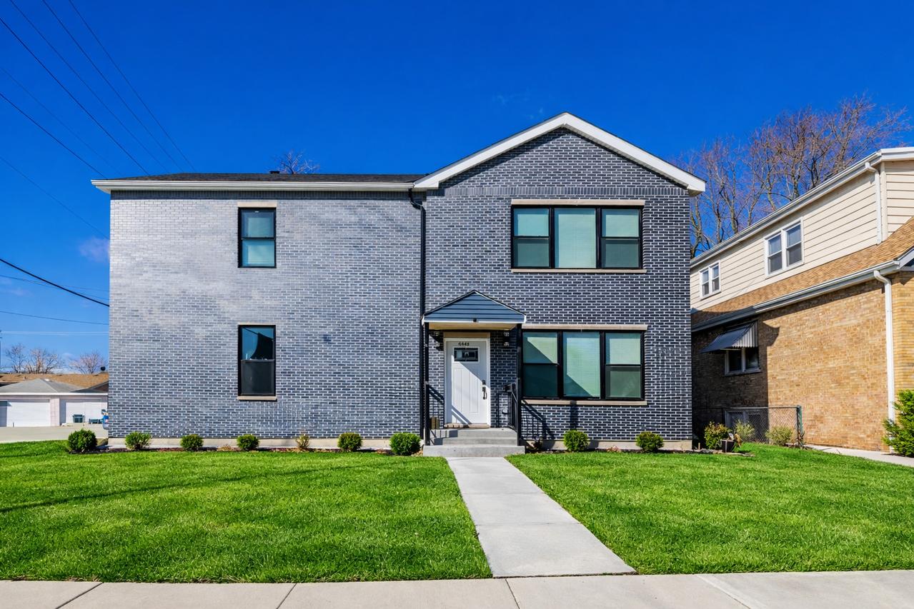 4448 Joliet Ave., Lyons, IL 60534